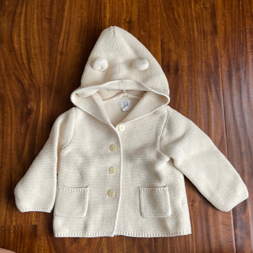 Gap Baby Ivory Bear Hood Sweater 18-24 Months